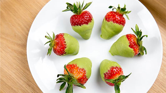 Encha Matcha Chocolate Dipped Strawberries